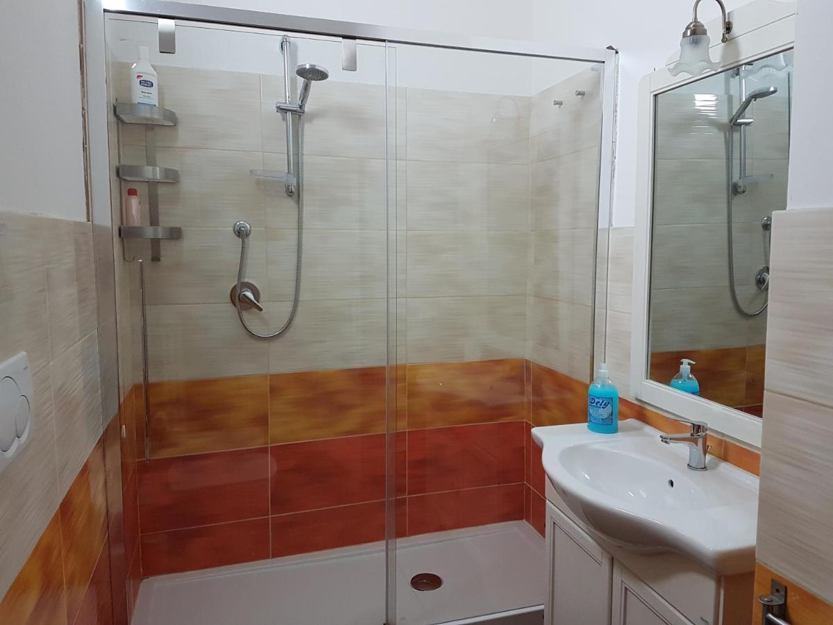 Borgo Nel Tempo Appartement Collestatte Buitenkant foto