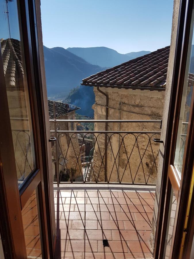 Borgo Nel Tempo Appartement Collestatte Buitenkant foto